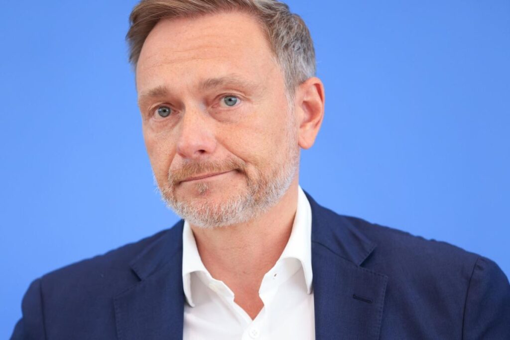 German Finance Minister Lindner Meets UniCredit Criticism